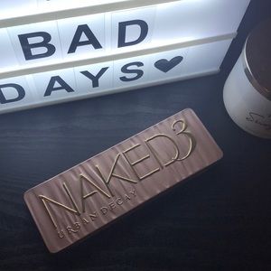 Naked 3 palette